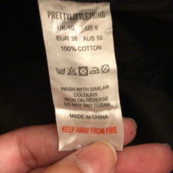 Black Buckle Detail Denim Mini Skirt - Picture 6 of 6